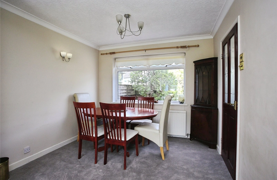 Barnes Avenue, Heaton Moor, Stockport, SK4 - Julian Wadden