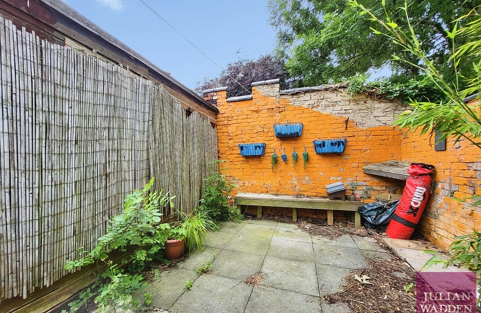 Warren Road, Davenport, Stockport, SK3 - Julian Wadden
