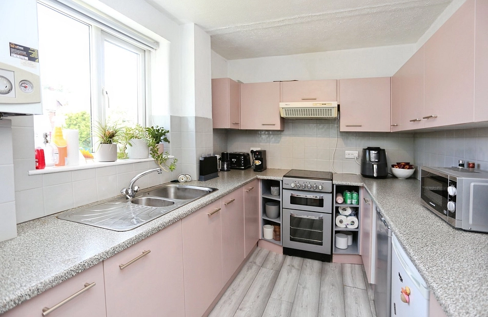Carnforth Road, Heaton Chapel, Stockport, SK4 - Julian Wadden