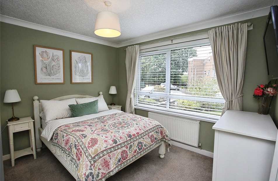 Leegate Road, Heaton Moor, Stockport, SK4 - Julian Wadden