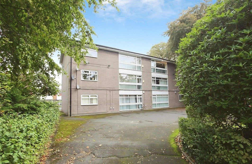 Beaminster Court, Heaton Mersey, Stockport, SK4 - Julian Wadden