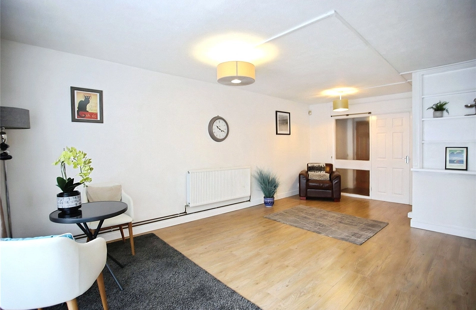 Beaminster Court, Heaton Mersey, Stockport, SK4 - Julian Wadden