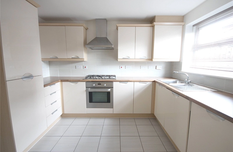 Houseman Crescent, Manchester, Greater Manchester, M20 - Julian Wadden