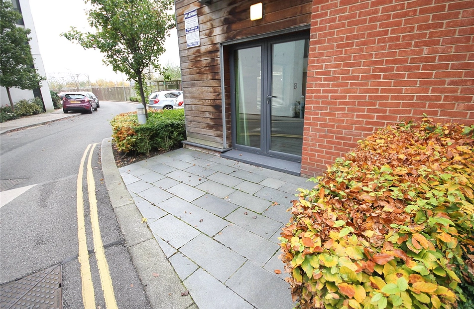 874 Wilmslow Road, Didsbury, Manchester, M20 - Julian Wadden