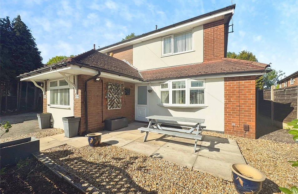 Longley Lane, Northenden, Manchester, M22 - Julian Wadden