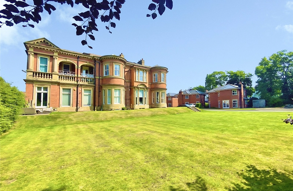 Wilmslow Road, Didsbury, Manchester, M20 - Julian Wadden