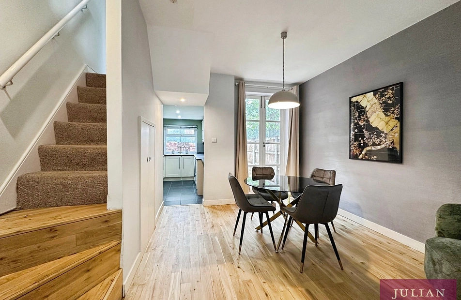School Lane, Didsbury, Manchester, M20 - Julian Wadden