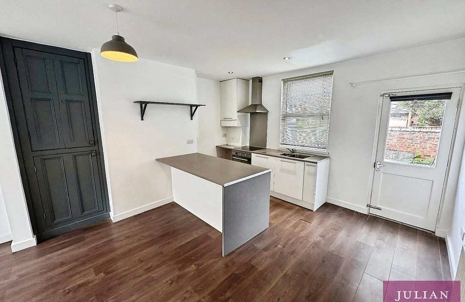 Kingsmill Avenue, Levenshulme, Manchester, M19 - Julian Wadden