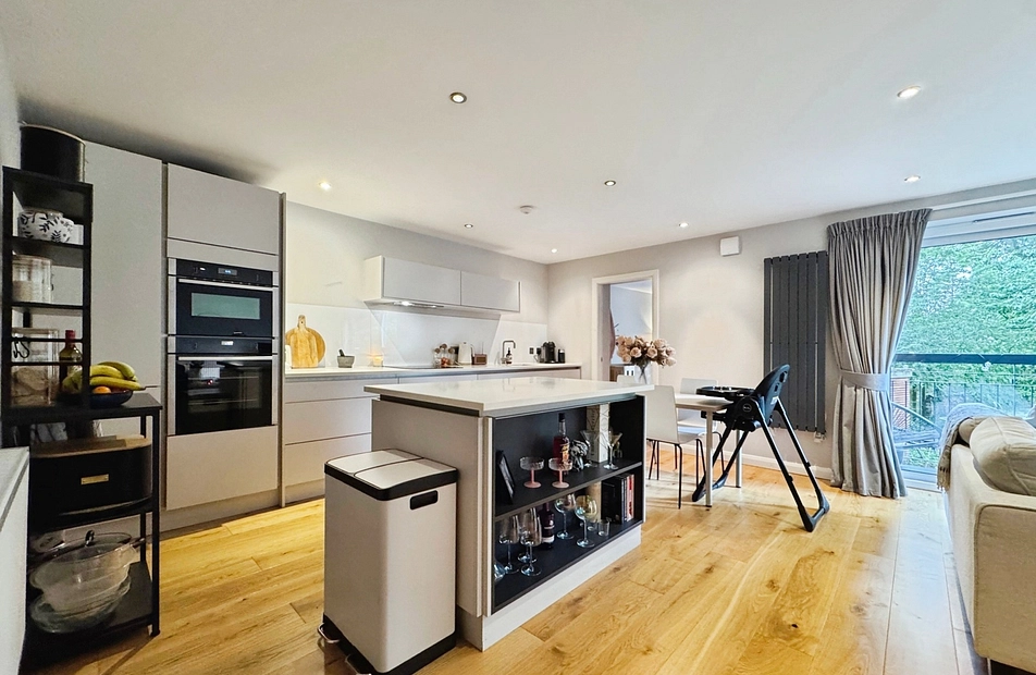 Oak Road, West Didsbury, Manchester, M20 - Julian Wadden