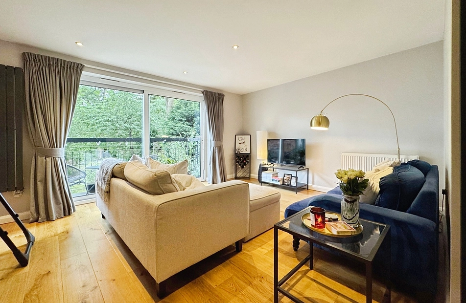 Oak Road, West Didsbury, Manchester, M20 - Julian Wadden
