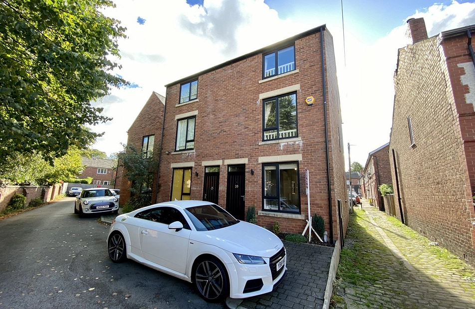 Elverston Street, Northenden, Manchester, M22 - Julian Wadden
