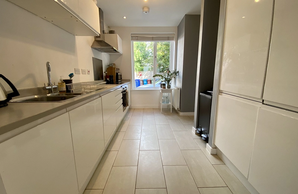 Elverston Street, Northenden, Manchester, M22 - Julian Wadden
