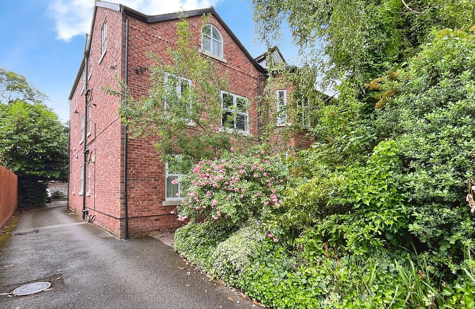 Queenston Road, West Didsbury, Manchester, M20 - Julian Wadden