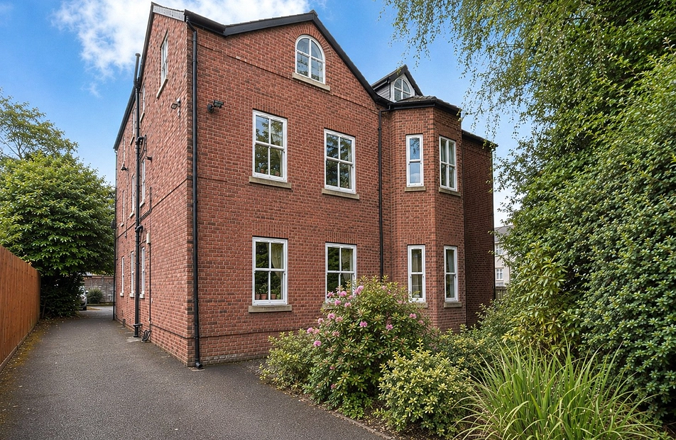 Queenston Road, West Didsbury, Manchester, M20 - Julian Wadden