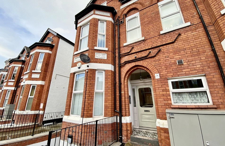 Central Road, West Didsbury, Manchester, M20 - Julian Wadden