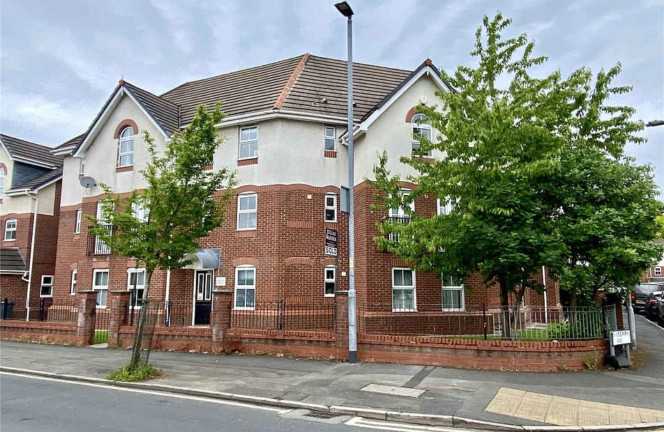Briarfield Road, Withington, Manchester, M20 - Julian Wadden