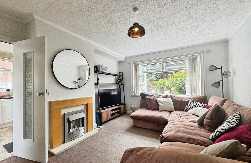 Ridsdale Avenue, Manchester, Greater Manchester, M20 - Julian Wadden
