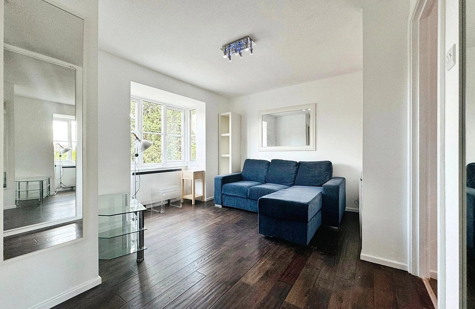 Aldford Close, Didsbury, Manchester, M20 - Julian Wadden