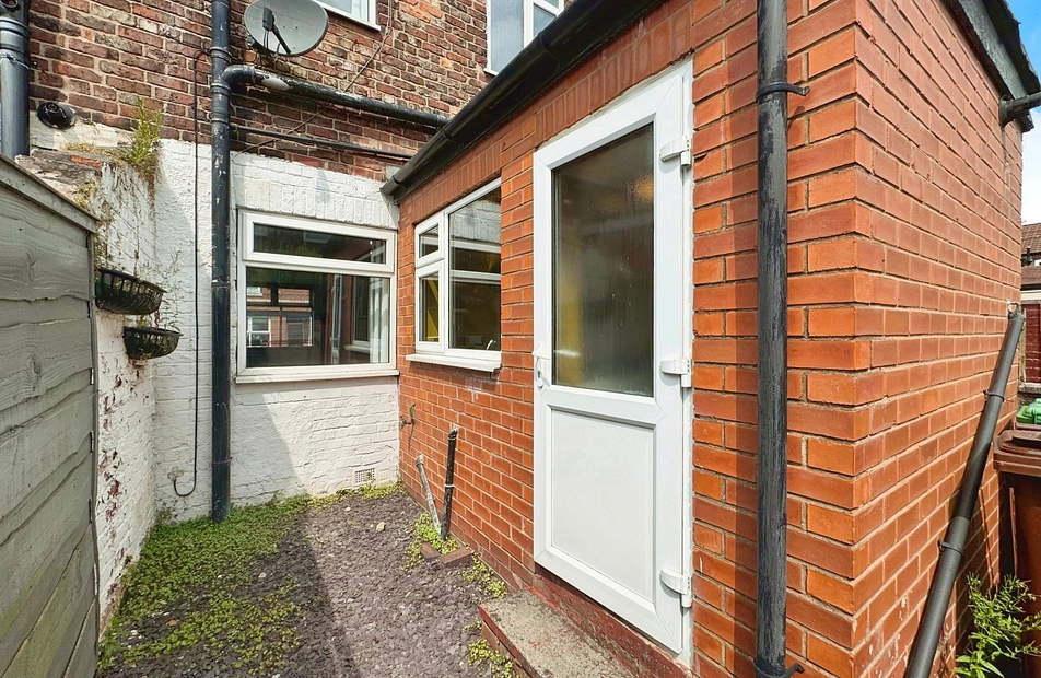 Kingsmill Avenue, Levenshulme, Manchester, M19 - Julian Wadden