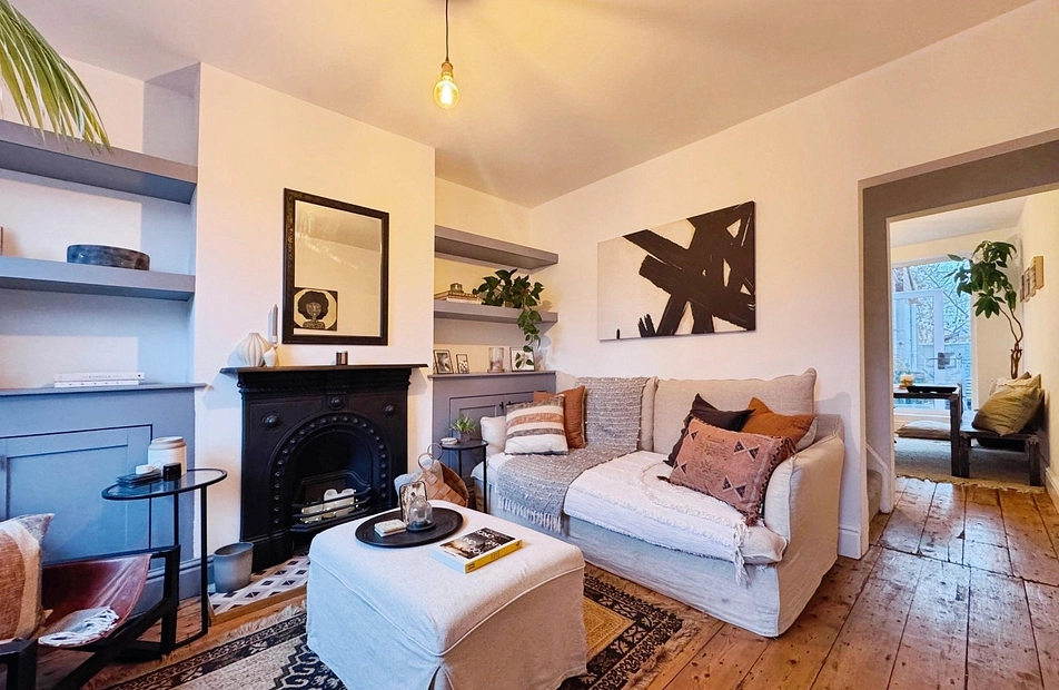 Vicker Grove, West Didsbury, Manchester, M20 - Julian Wadden