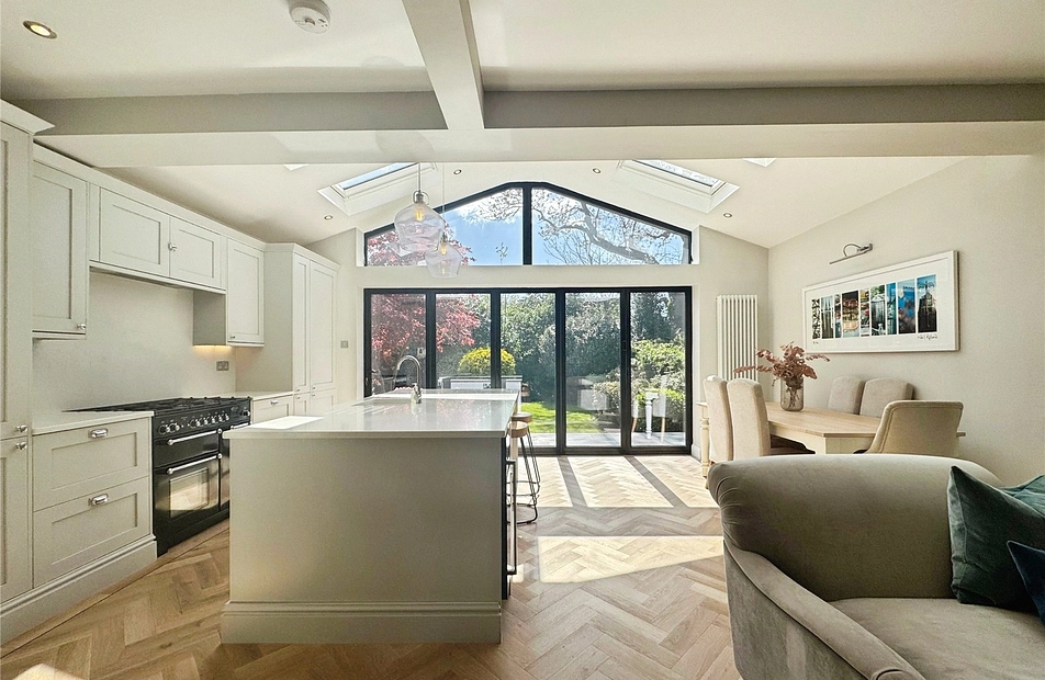Brooklawn Drive, Didsbury, Manchester, M20 - Julian Wadden