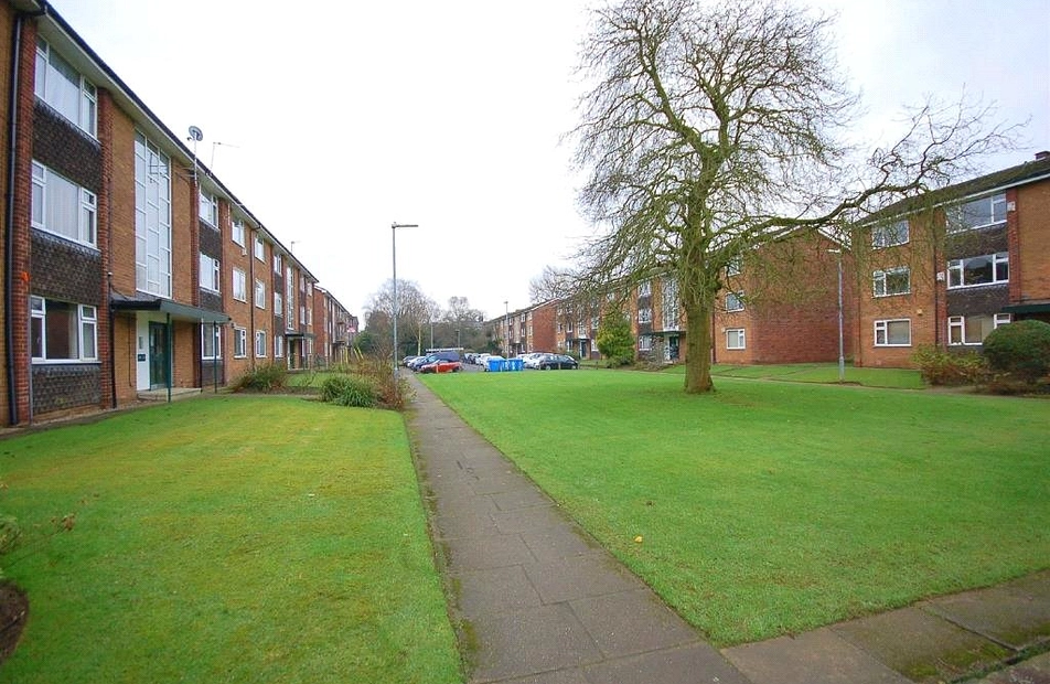 Barlow Moor Court, Manchester, Greater Manchester, M20 - Julian Wadden