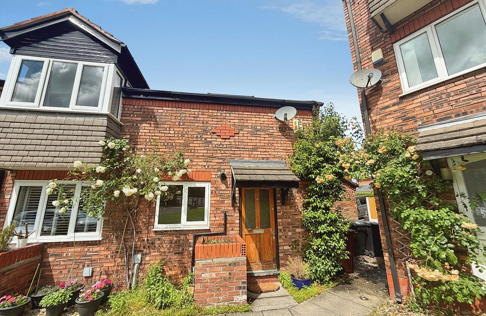 Crossgate Mews, Heaton Mersey, Stockport, Cheshire, SK4 - Julian Wadden