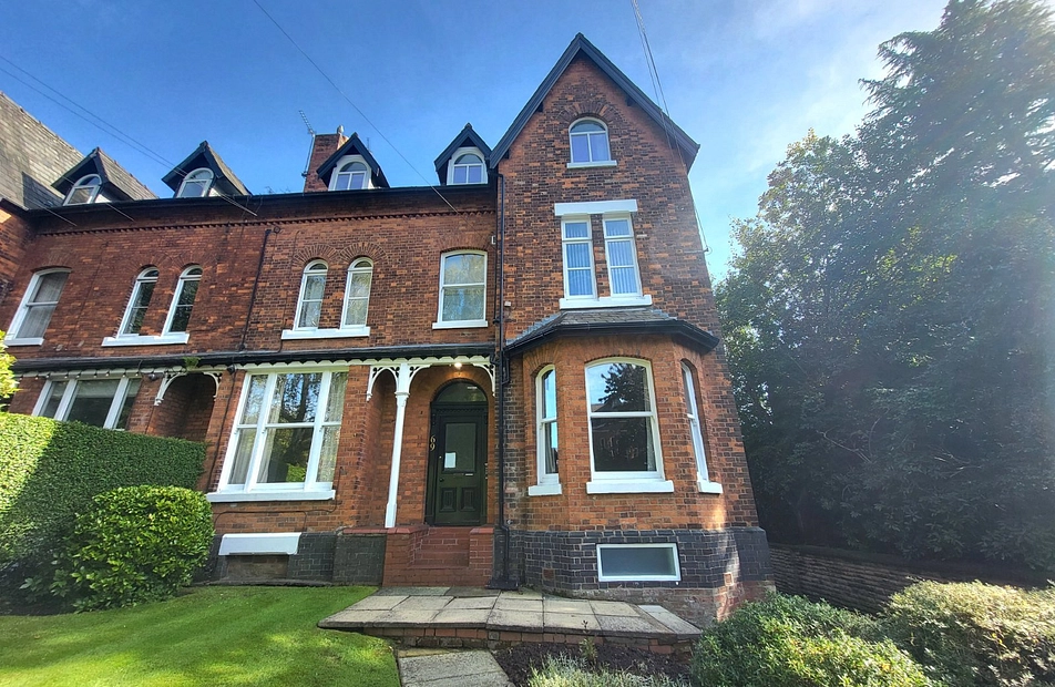 69 Heaton Moor Road, Heaton Moor, Stockport, Cheshire, SK4 - Julian Wadden