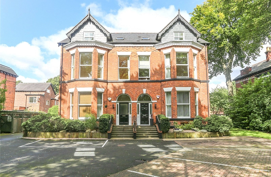 Thornbank Lodge, Heaton Moor Road, Stockport, Cheshire, SK4 - Julian Wadden