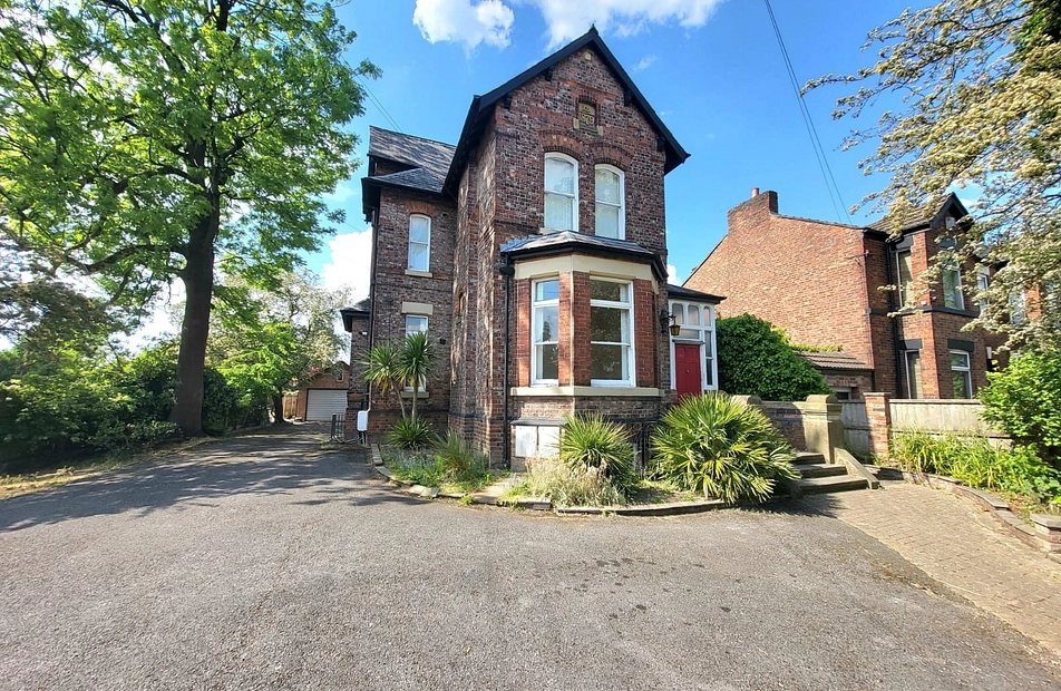 School Lane, Heaton Chapel, Stockport, Cheshire, SK4 - Julian Wadden
