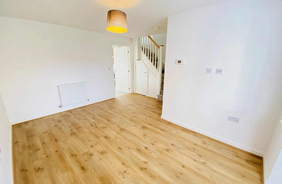 Harrow Drive, Heaton Moor, Stockport, SK4 - Julian Wadden