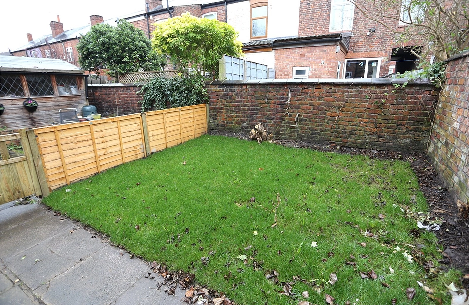 Ellen Street, Stockport, SK4 - Julian Wadden