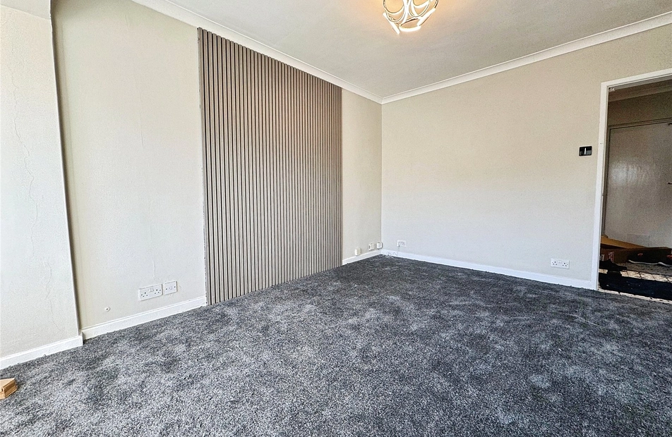 Craig Close, Heaton Norris, Stockport, SK4 - Julian Wadden