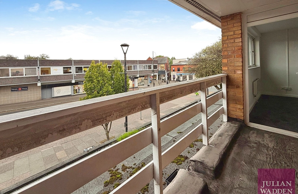 The Hollins, Marple, Stockport, SK6 - Julian Wadden