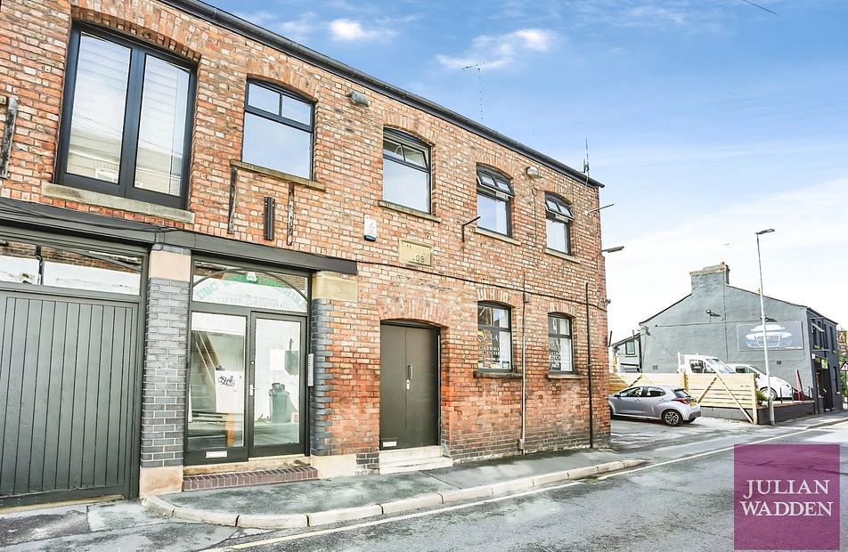 Little Street Mill, King Edward Street, Macclesfield, Cheshire, SK10 - Julian Wadden