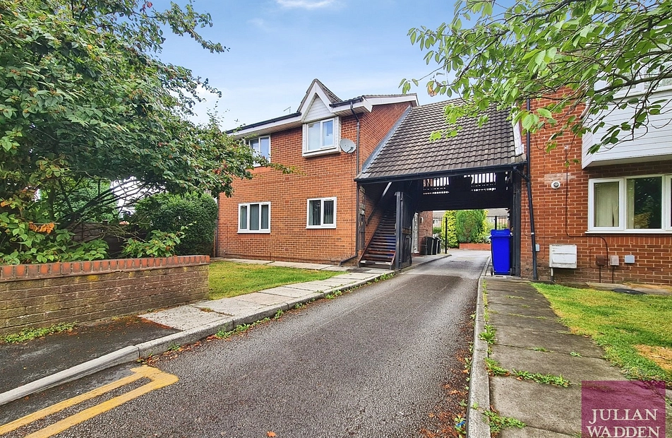 St Annes Road, Denton, Manchester, Greater Manchester, M34 - Julian Wadden