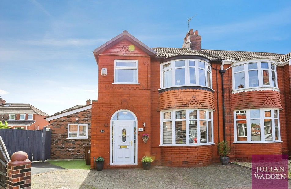 Norton Avenue, Dane Bank, Manchester, M34 - Julian Wadden