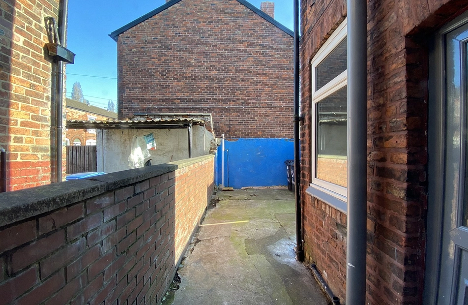 Aberdeen Crescent, Edgeley, Stockport, SK3 - Julian Wadden