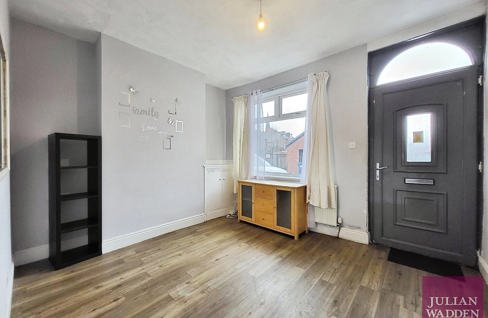 Aberdeen Crescent, Edgeley, Stockport, SK3 - Julian Wadden
