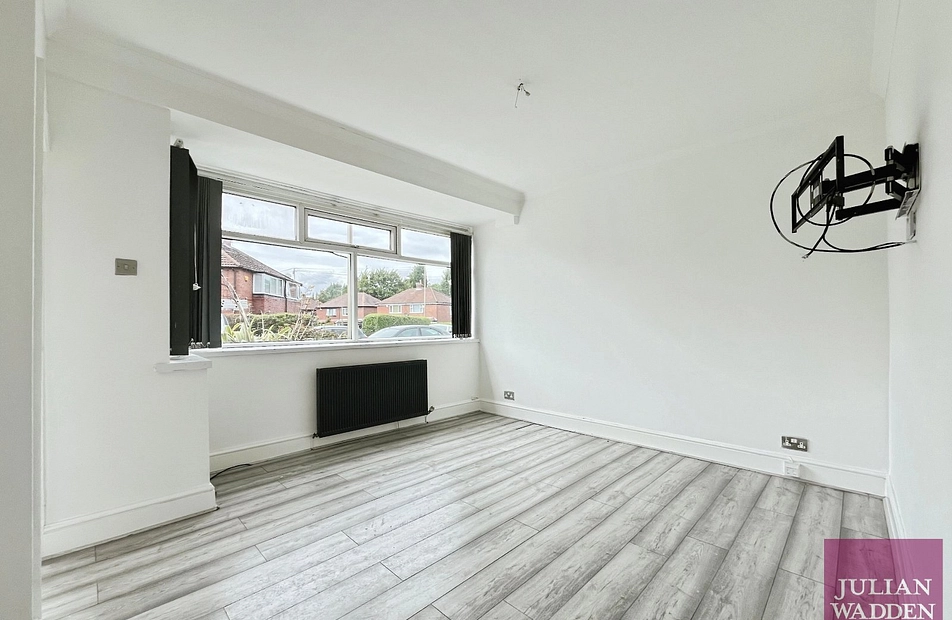Tennyson Road, Reddish, Stockport, SK5 - Julian Wadden