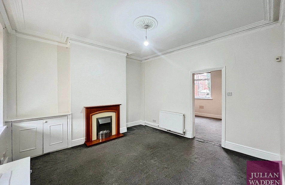 Russell Street, Davenport, Stockport, SK2 - Julian Wadden