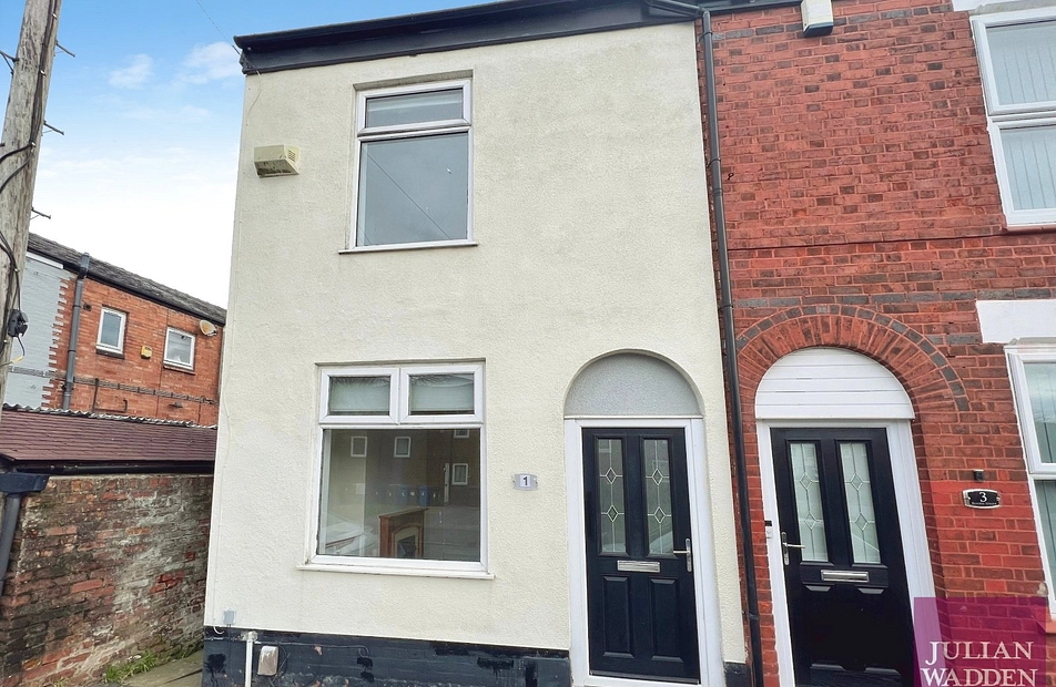 Russell Street, Davenport, Stockport, SK2 - Julian Wadden