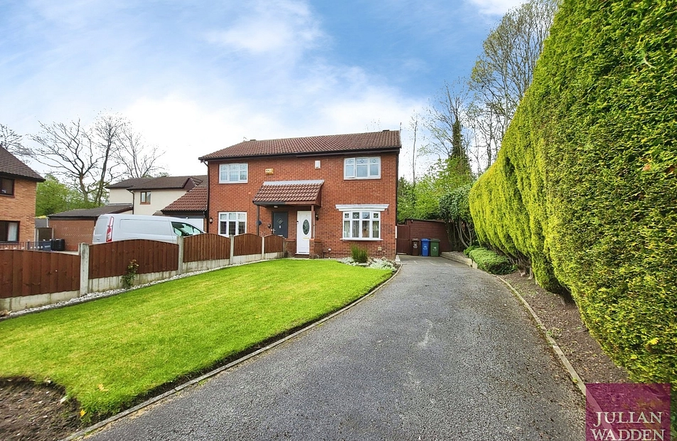 Deepdale Close, Reddish, Stockport, SK5 - Julian Wadden