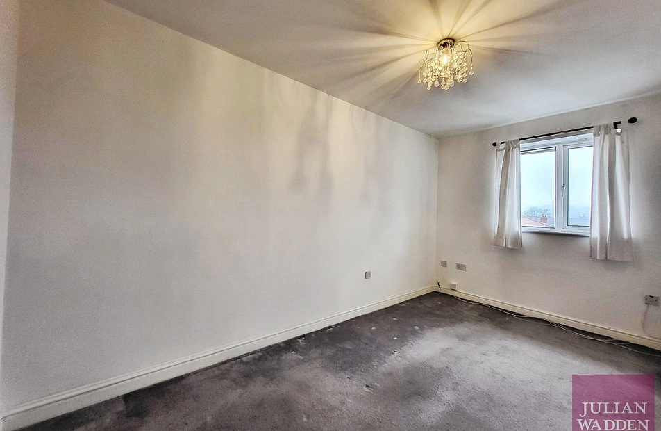 Hyde Road, Denton, Manchester, M18 - Julian Wadden