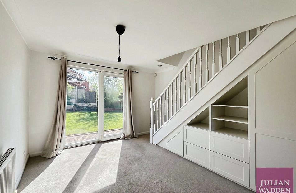 Calderbrook Drive, Cheadle Hulme, Cheadle, SK8 - Julian Wadden