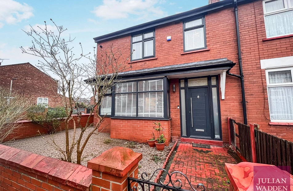 Bonar Road, Edgeley, Stockport, SK3 - Julian Wadden