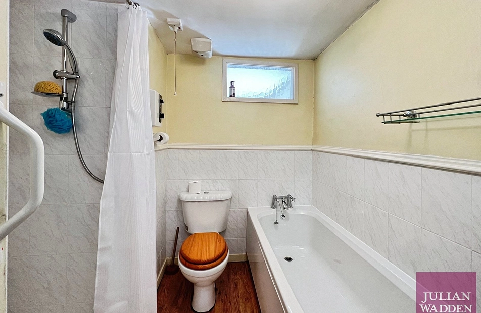 Arthur Street, Reddish, Stockport, SK5 - Julian Wadden
