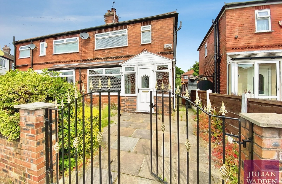 Dunoon Road, South Reddish, Stockport, SK5 - Julian Wadden