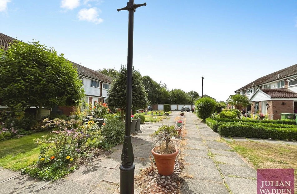 Woodstock Green, South Reddish, Stockport, SK5 - Julian Wadden