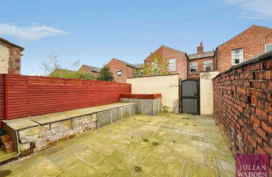 Lowfield Road, Shaw Heath, Stockport, SK3 - Julian Wadden